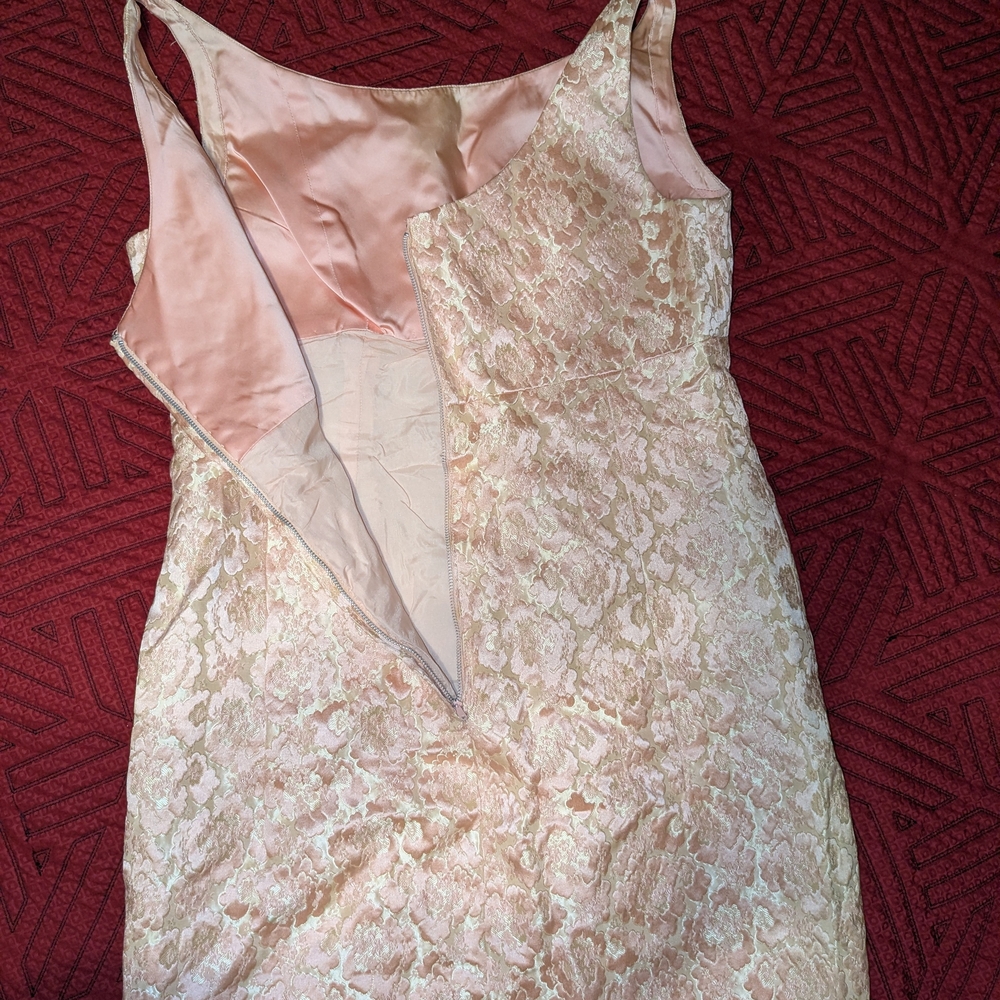 VINTAGE CUSTOM Sheath Dress, Elegant Pink and Cream Textured Floral - Picture 2 of 12